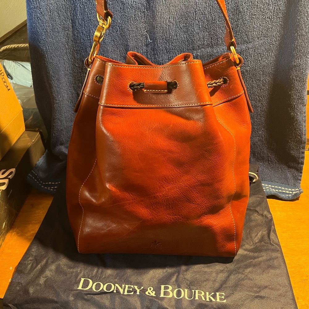 Dooney and Bourke handbag